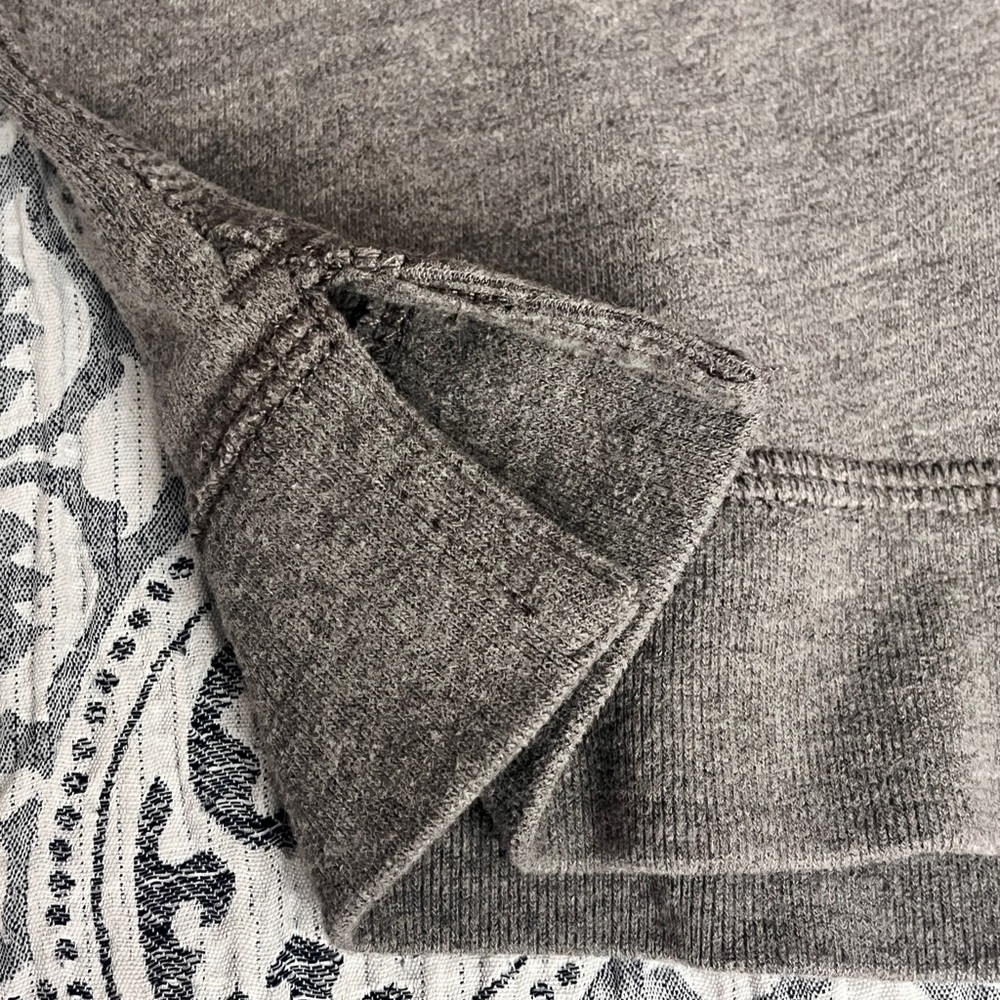 Hollister Vintage Y2K California Gray Off Shoulder Sweatshirt Small - Picture 7 of 8